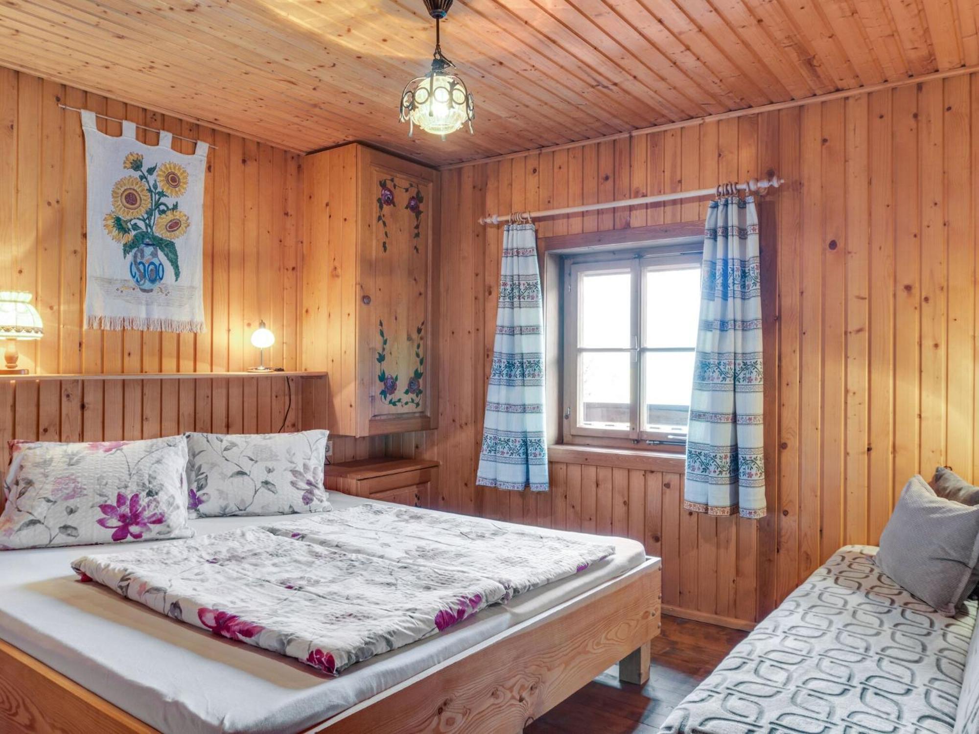 Chalet In Moertschach In Carinthia With Garden Εξωτερικό φωτογραφία