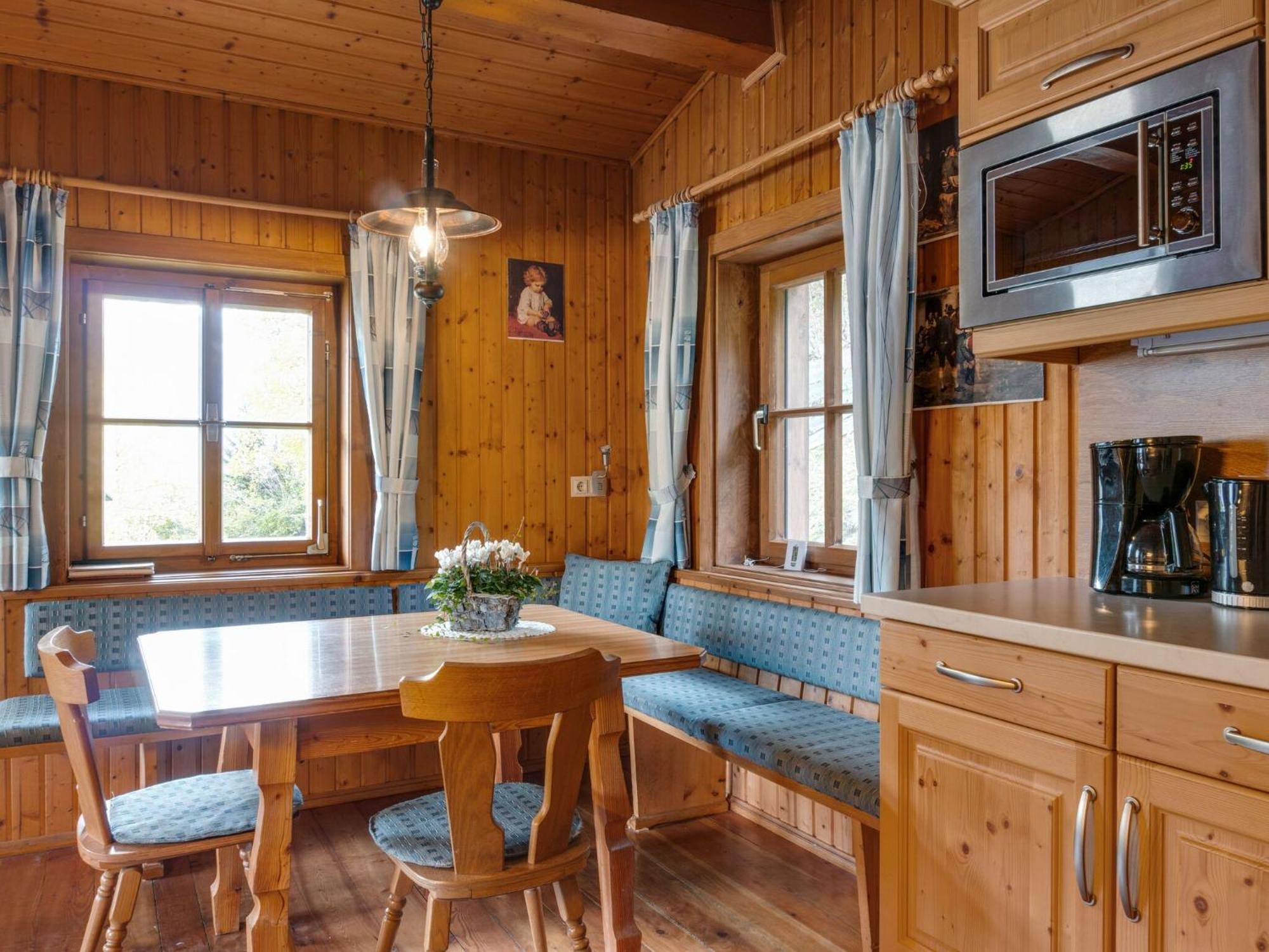 Chalet In Moertschach In Carinthia With Garden Εξωτερικό φωτογραφία