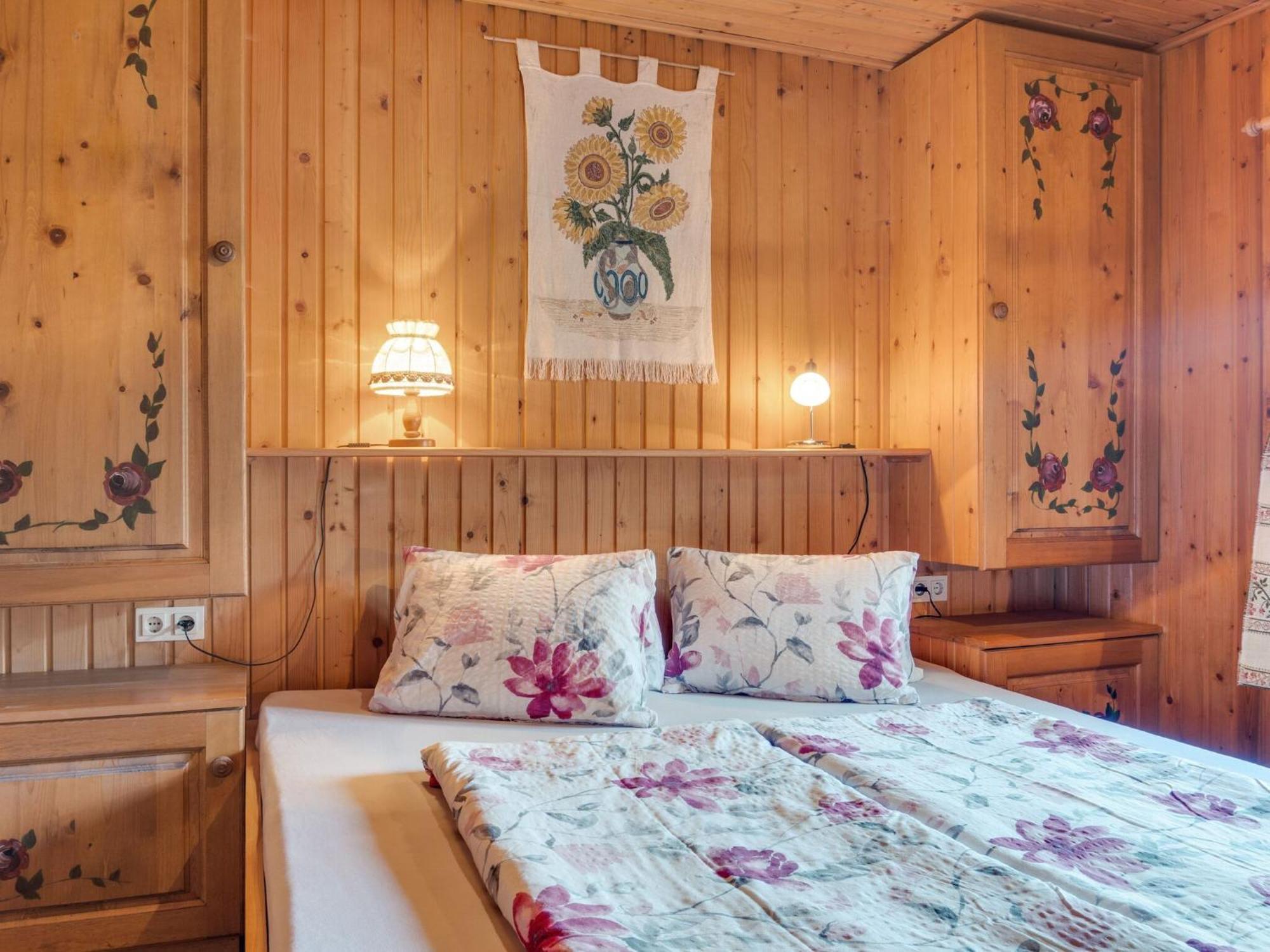 Chalet In Moertschach In Carinthia With Garden Εξωτερικό φωτογραφία
