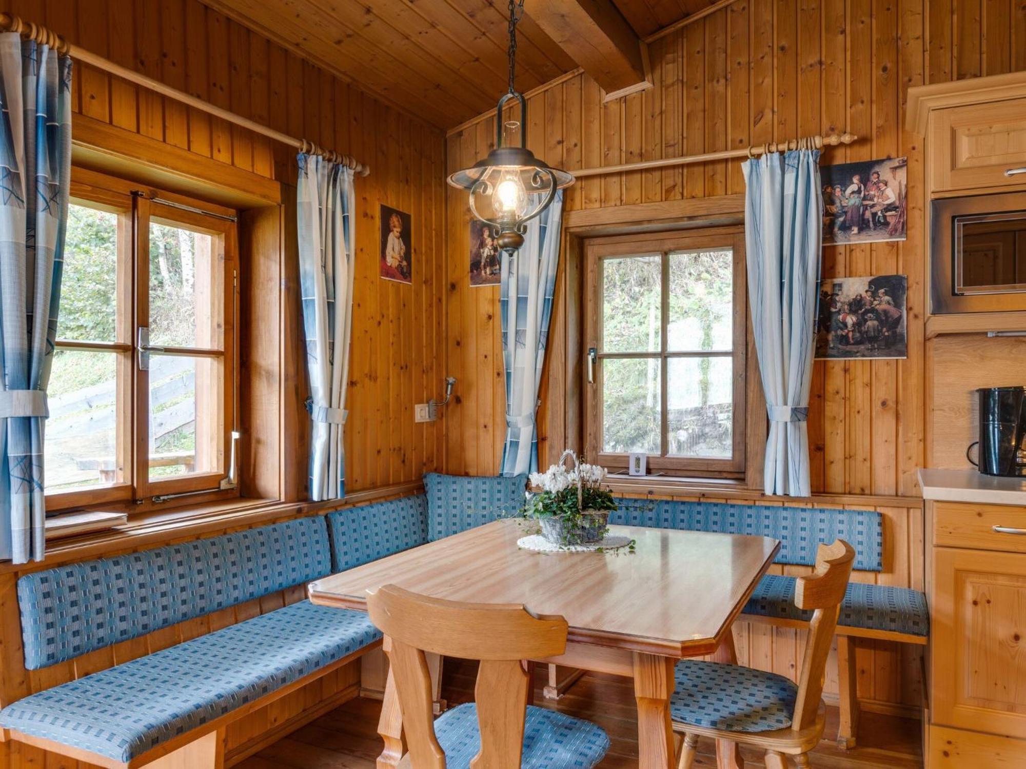 Chalet In Moertschach In Carinthia With Garden Εξωτερικό φωτογραφία
