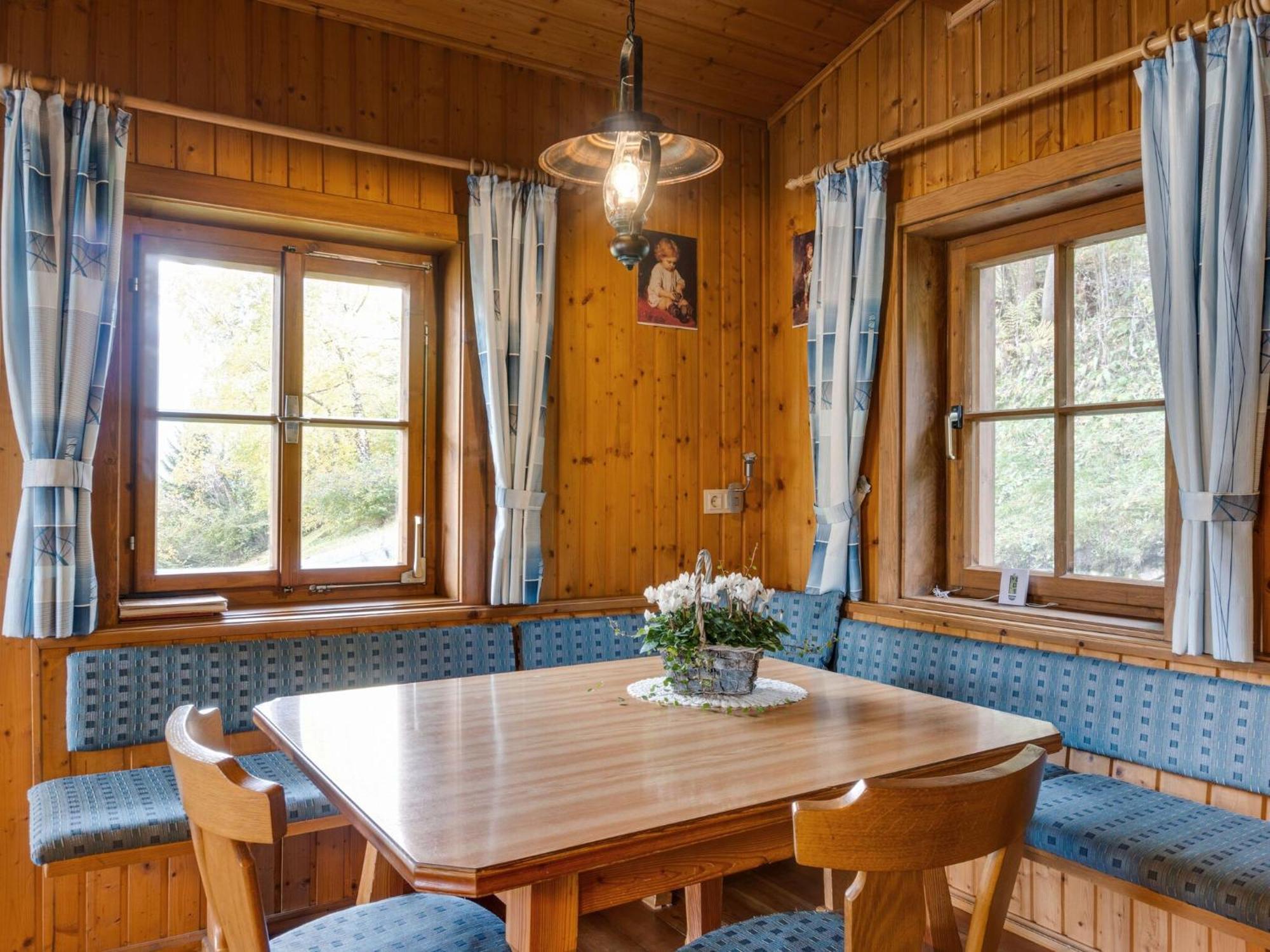 Chalet In Moertschach In Carinthia With Garden Εξωτερικό φωτογραφία